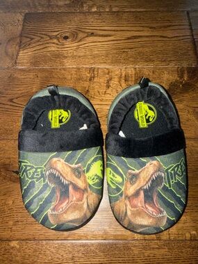 Jurassic World Dinosaur Slippers Kids 9/10